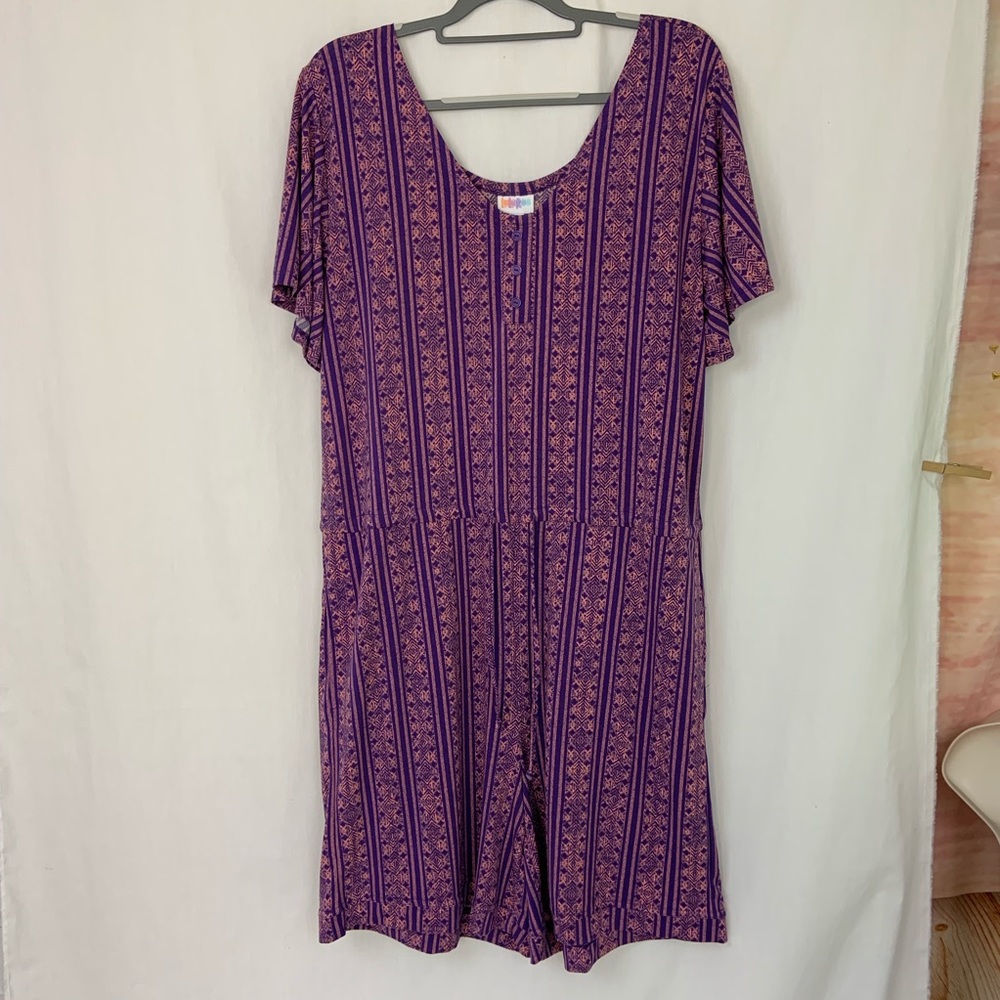 NWT LuLaRoe Xanthe Romper L Pockets Short Sleeve